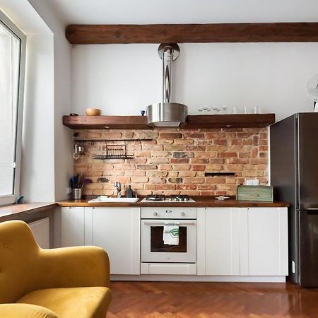 Glogowa Bricks Apartment ワルシャワ エクステリア 写真